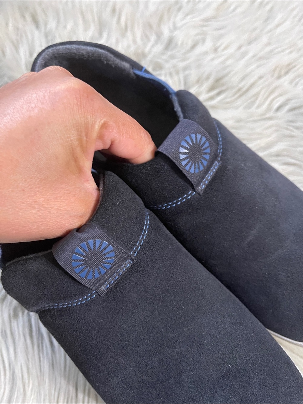 UGG Women's Suede Slip-On🔥🔥🔥🔥🔥 - Picture 5 of 6